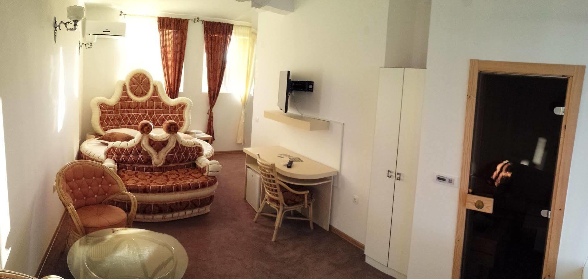 Bali Colosseum 4*